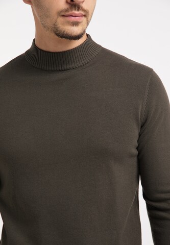 RAIDO Pullover in Braun