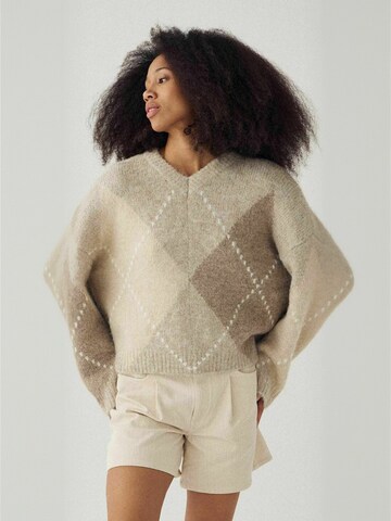 Noella Trui ' Lai ' in Beige: voorkant