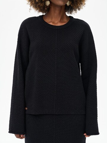 Blue Shadow Sweater in Black