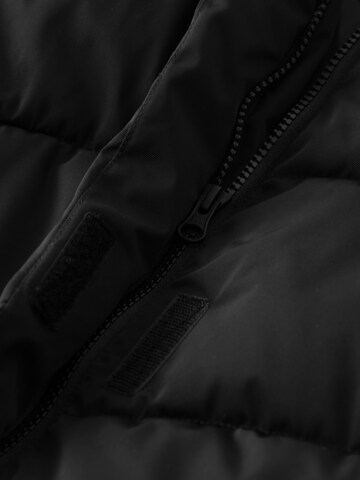 NAME IT Performance Jacket in Black