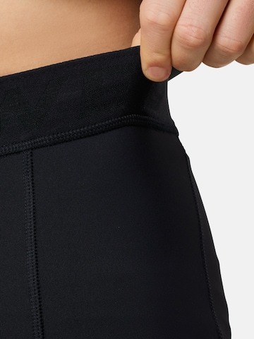 SWEDEMOUNT Skinny Sportbroek 'Core' in Zwart
