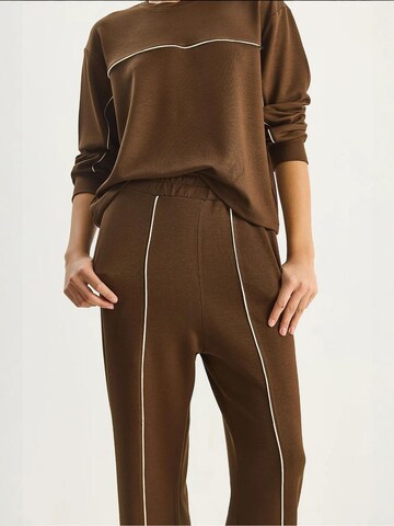 Bianco Lucci - Calças de fato em castanho