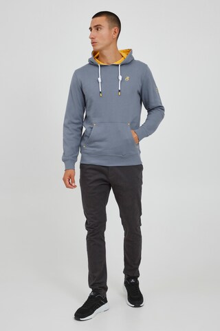 !Solid Sweatshirt 'Kenan' in Blauw