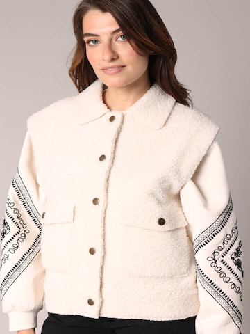 Deeluxe Übergangsmantel‌‌‌‌‌‌‌‌ in Beige