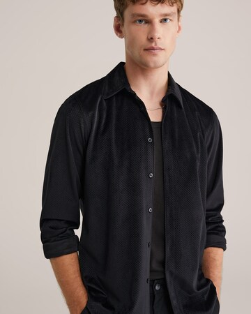 WE Fashion Regular fit Srajca | črna barva