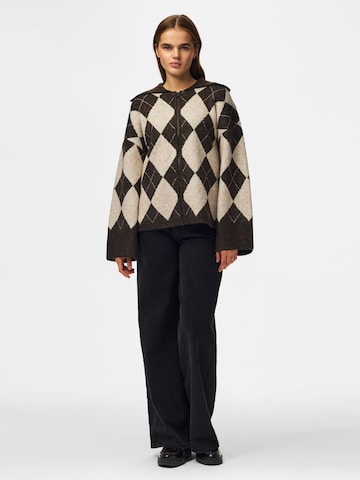 PIECES Cardigan 'PCAlva' i brun