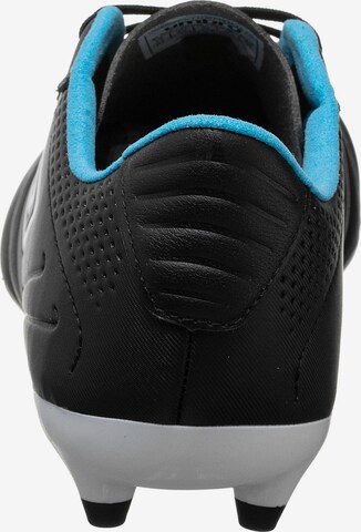 Chaussure de foot 'Tocco' UMBRO en noir