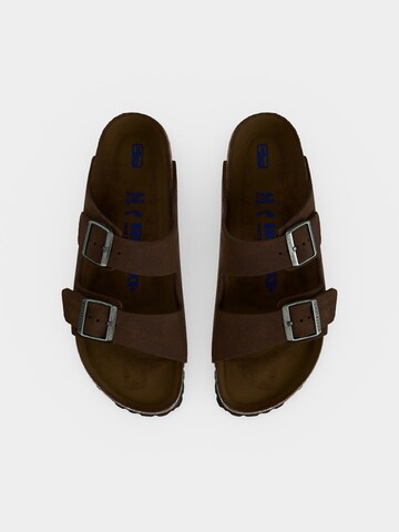 BIRKENSTOCK Muiltjes 'Arizona' in Bruin