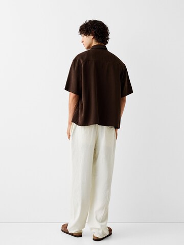 Bershka Loose fit Trousers in White