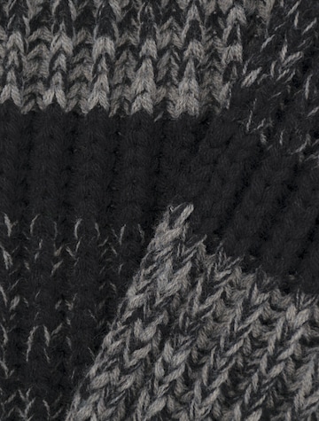 juoda Bickley + Mitchell Šalikas