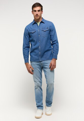 MUSTANG Comfort fit Button Up Shirt in Blue