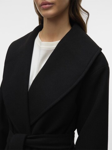 Manteau mi-saison 'VMAnne' VERO MODA en noir