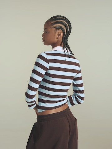 Bershka Shirt in Brown: back
