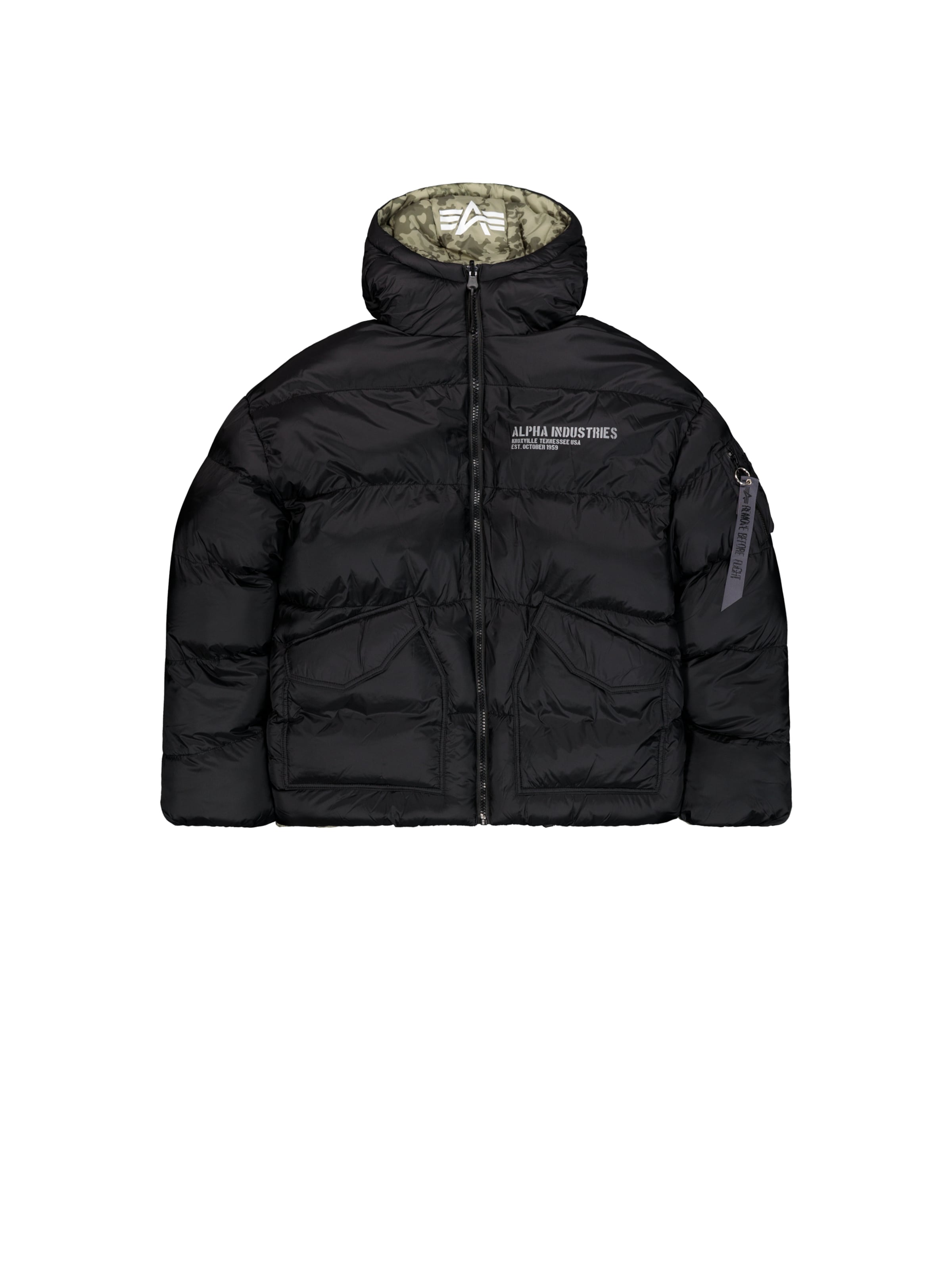 ALPHA INDUSTRIES Winter Jacket in Black: front