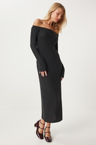 Rochie de la Happiness İstanbul pe gri: față
