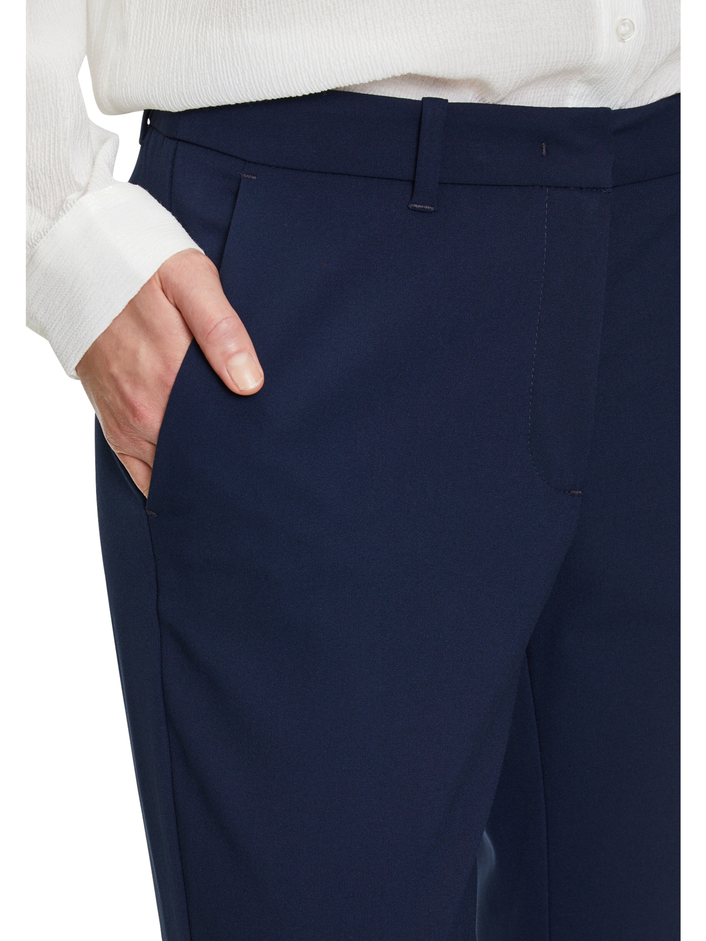 regular Pantaloni con piega frontale di Betty & Co in blu