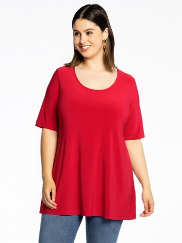 Yoek Shirt in Rood: voorkant