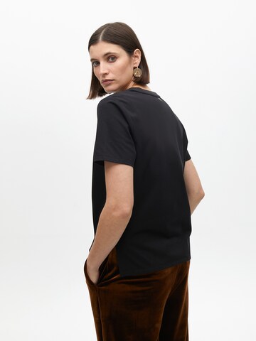 Lola Casademunt T-shirt i svart