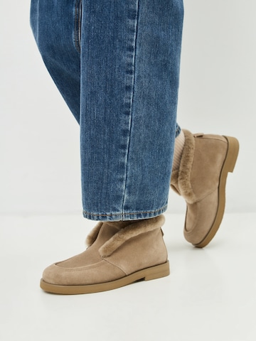 Bottines CESARE GASPARI en beige