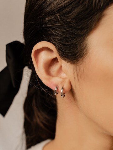 Orecchini 'Eterna' di Hey Happiness in argento