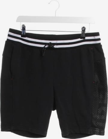 Bogner Fire + Ice Shorts in 33 in Black: front