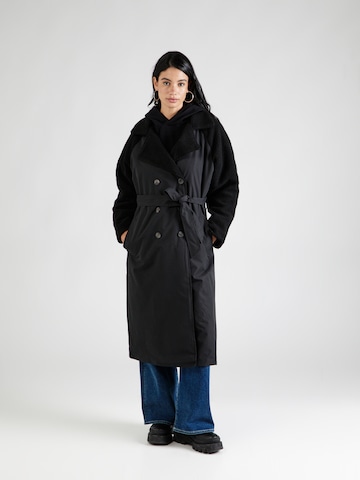 BRAVE SOUL Between-Seasons Coat in Black: front