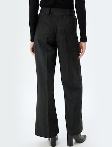 Koton Bootcut Hose in Schwarz