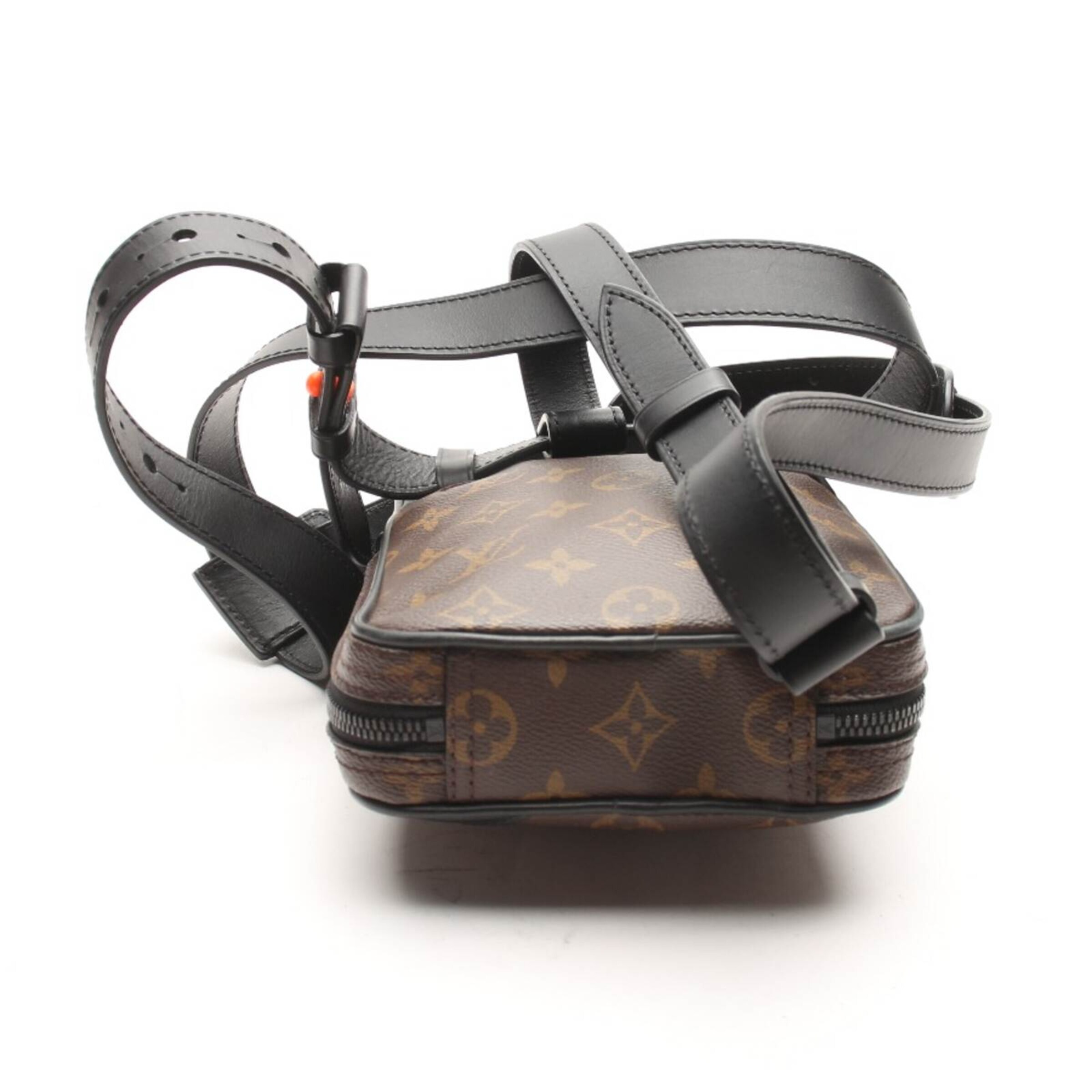 Louis Vuitton Bag in One size in Brown