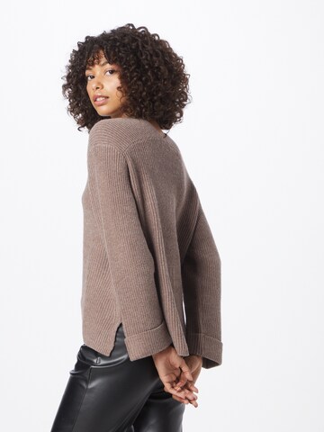 ABOUT YOU Sweater 'Tamara' in Brown