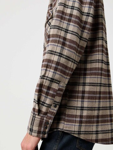 WRANGLER Regular fit Button Up Shirt 'Western Shirt' in Beige