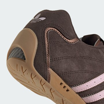 ADIDAS ORIGINALS Низкие кроссовки 'Adiracer' в Коричневый