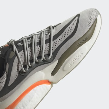 Sneaker bassa 'Alphaboost V1' di ADIDAS SPORTSWEAR in grigio