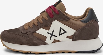 Baskets basses 'Jaki Bicolor' SUN68 en marron : devant