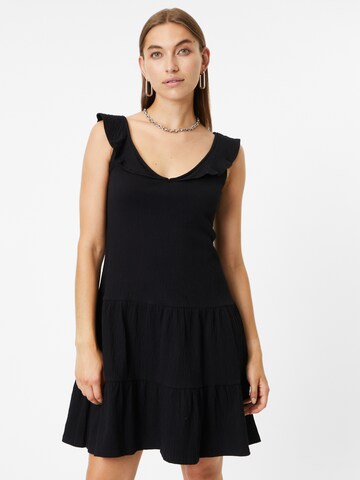 Rochie de la ESPRIT pe negru: față