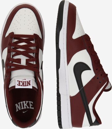 sarkans Nike Sportswear Zemie brīvā laika apavi 'Dunk'