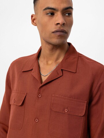 Antioch Regular fit Button Up Shirt in Red