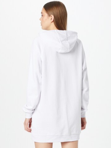 Robe 'Honey' ELLESSE en blanc