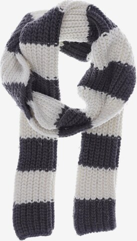 s.Oliver Scarf & Wrap in One size in White: front