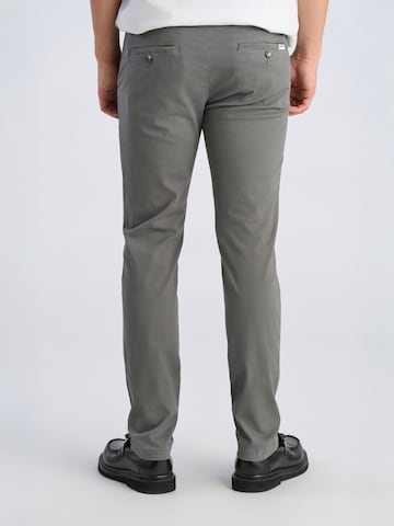 Coupe slim Pantalon chino Lindbergh en gris