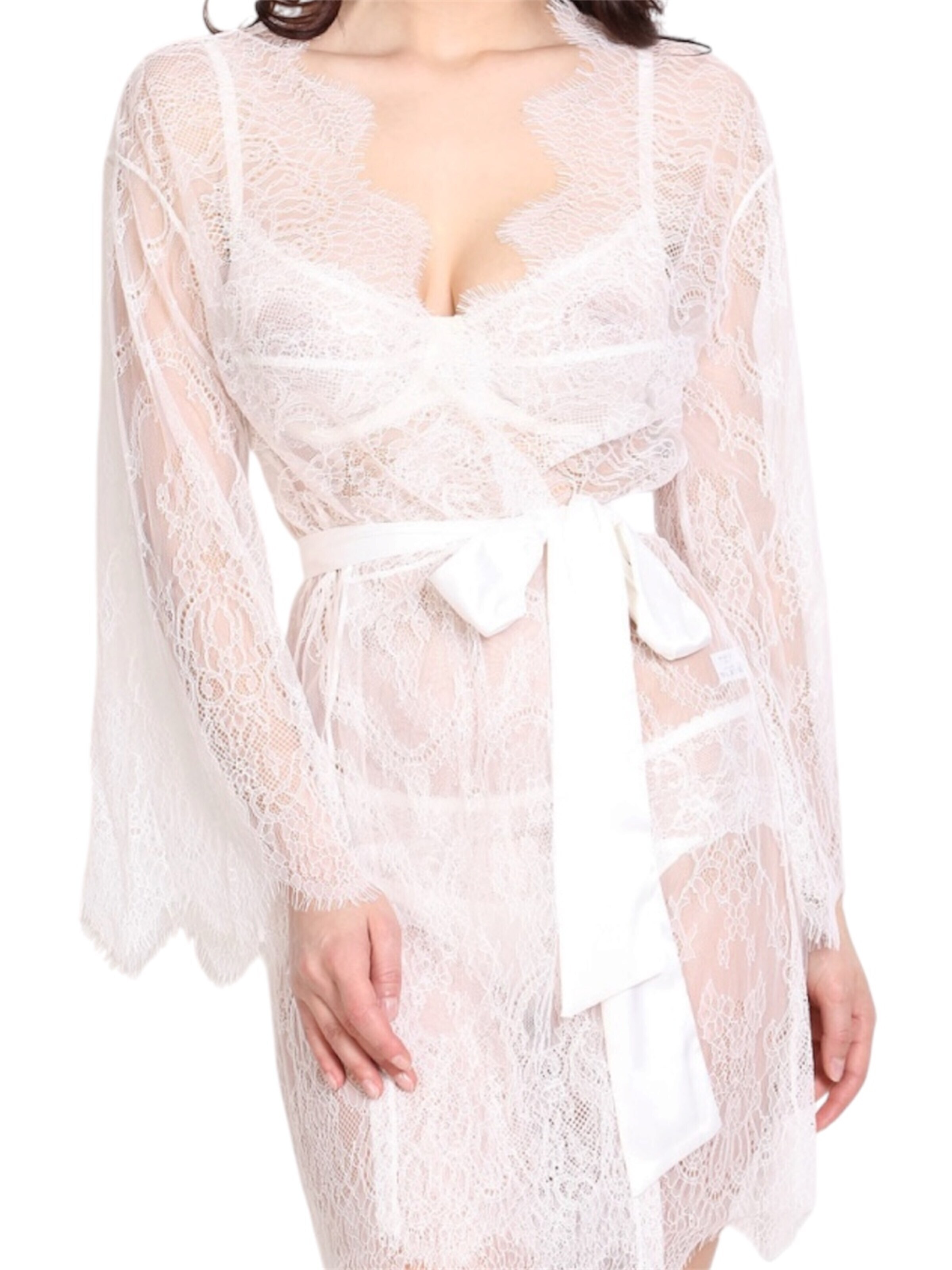 MILENKA Dressing gown 'Lace bridal kimono' in White: front