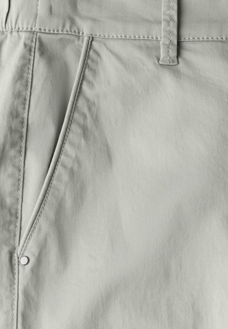 STREET ONE Regular Chinohose in Grün