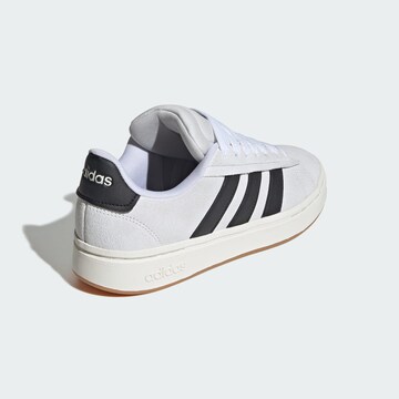 ADIDAS SPORTSWEAR - Sapatilhas baixas 'Grand Court Alpha 00s' em branco