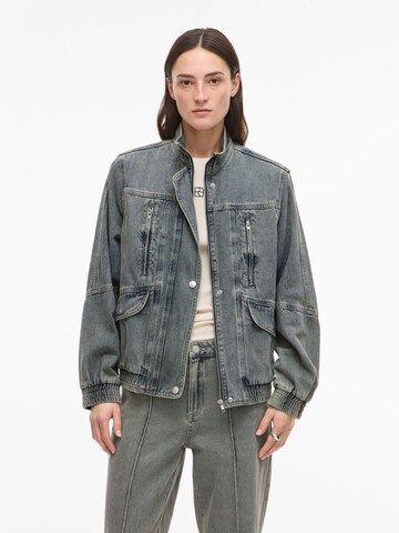 ROUGE EDIT Between-Season Jacket in Blue: front