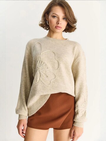 Bianco Lucci Trui in Beige