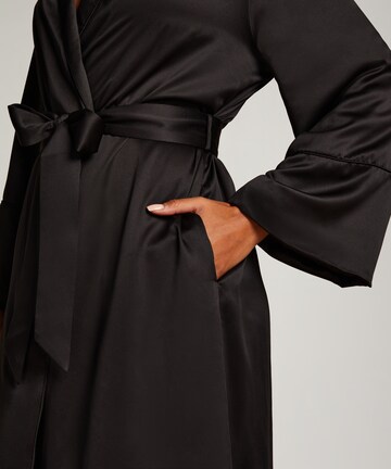 Hunkemöller Long Bathrobe in Black