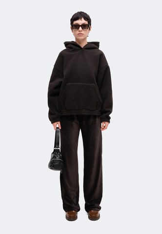 WEEKDAY - Sudadera 'Sadie' en marrón