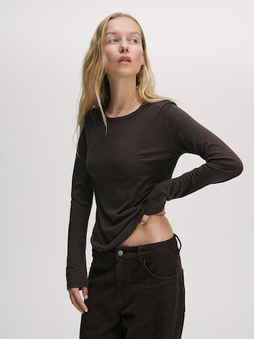 ABOUT YOU x Marie von Behrens Shirt in Brown: front