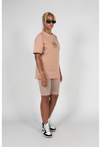 Maglia extra large 'Classic V.1 x Heavy' di MJ Gonzales in marrone