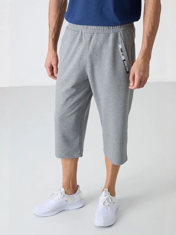 Wide leg Pantaloni di Tommy Life in grigio