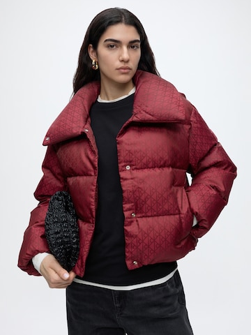 Calvin Klein Jeans - Chaqueta de entretiempo en rojo